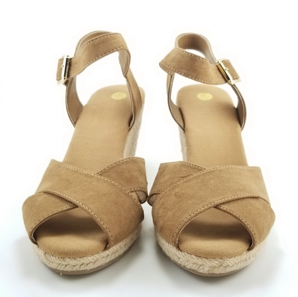 Hemp Wedge Heel Tan Suede Dress Barn Cate Size 9 - Picture 2 of 8